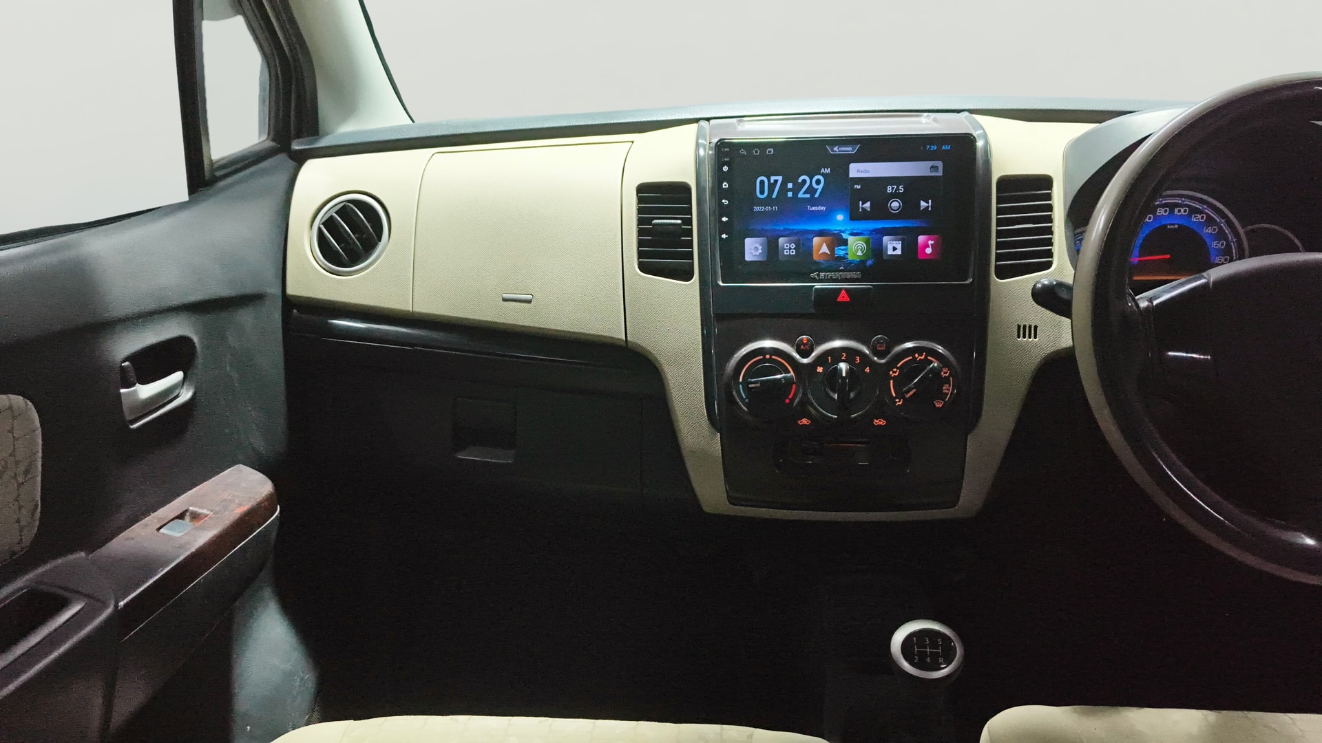 View 2018 Maruti Suzuki 1000 Base Variant Image 17 Used 2018 Maruti Suzuki 1000 Base Variant Image 17