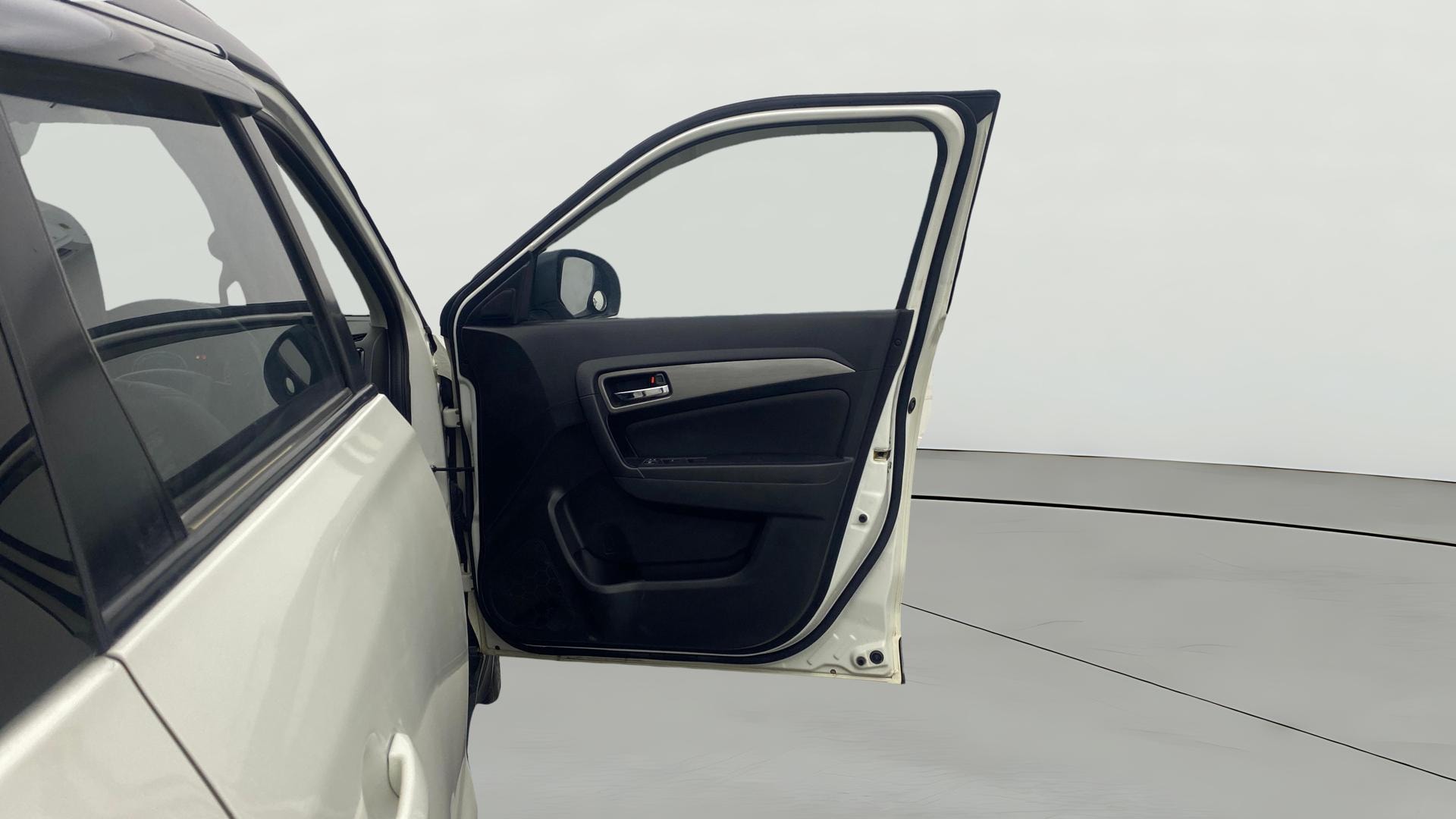 View 2019 Maruti Suzuki 1000 Base Variant Image 44 Used 2019 Maruti Suzuki 1000 Base Variant Image 44