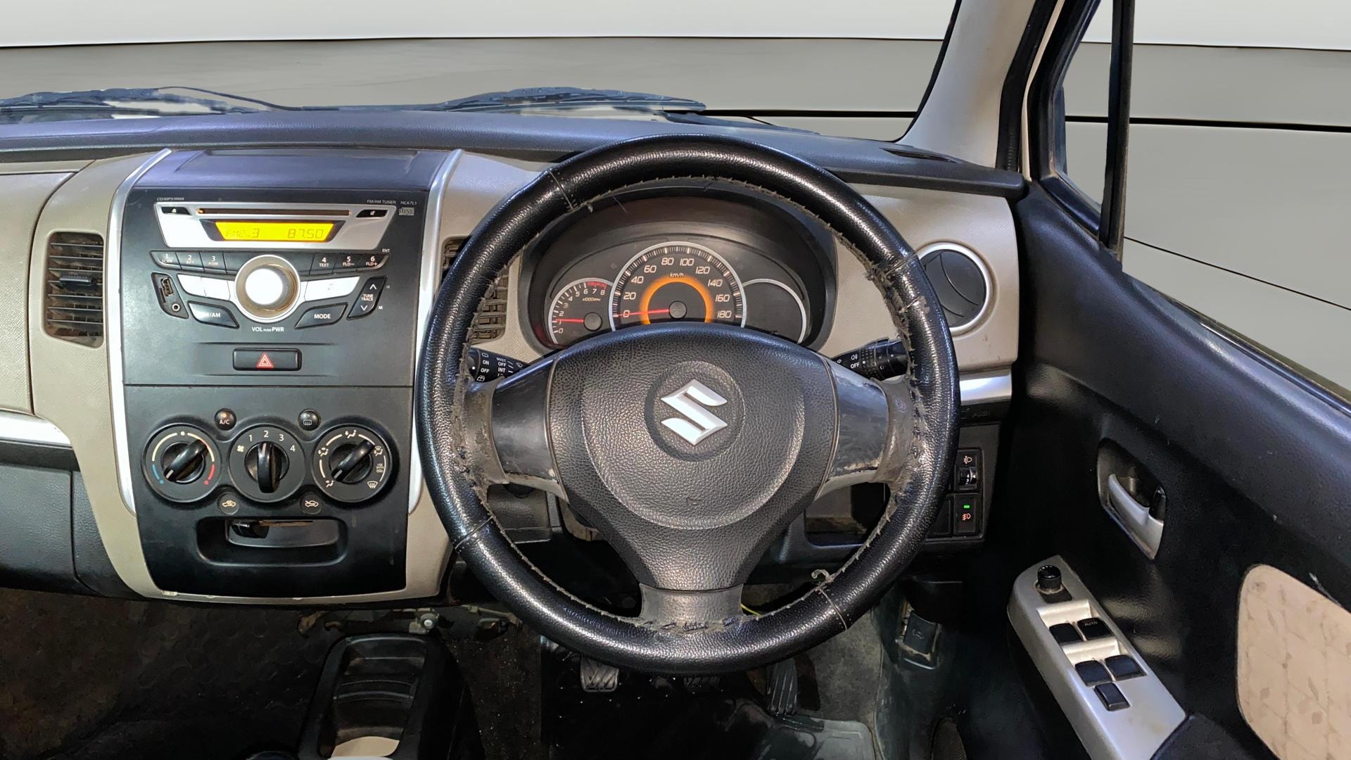 View 2014 Maruti Suzuki 1000 Base Variant Image 20 Used 2014 Maruti Suzuki 1000 Base Variant Image 20