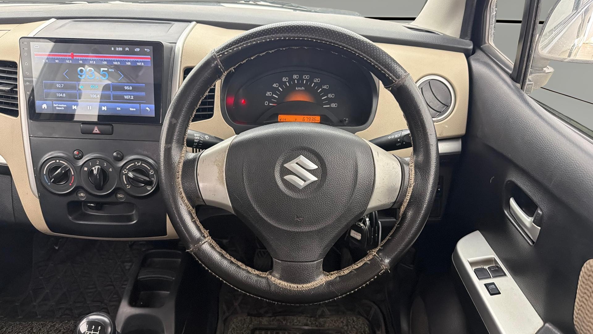 View 2018 Maruti Suzuki 1000 Base Variant Image 20 Used 2018 Maruti Suzuki 1000 Base Variant Image 20