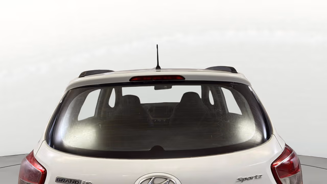 View Hyundai Grand i10 Image 4 Used Hyundai Grand i10 Image 4