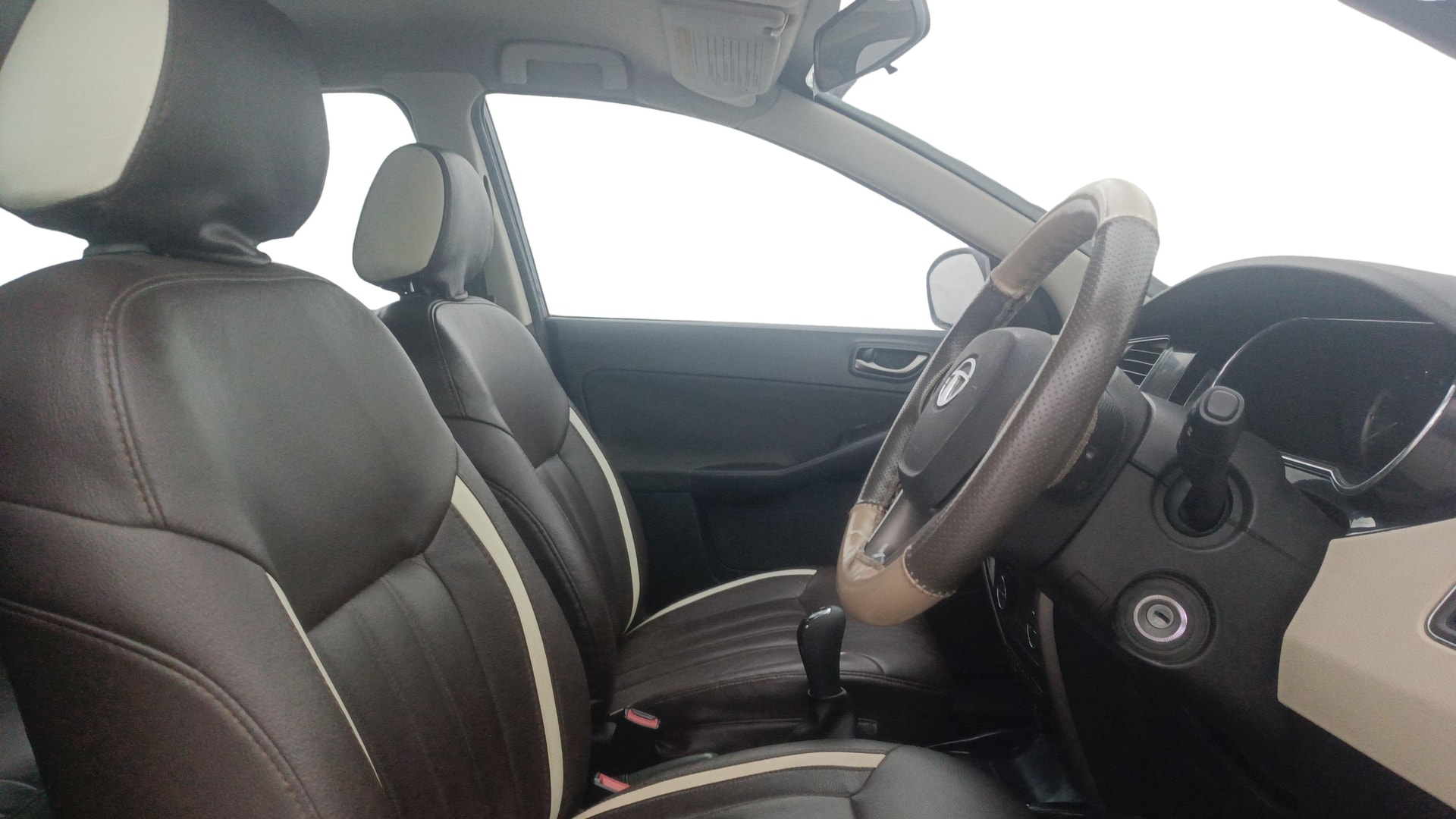 View 2014 Tata Zest XT Petrol Image 25 Used 2014 Tata Zest XT Petrol Image 25
