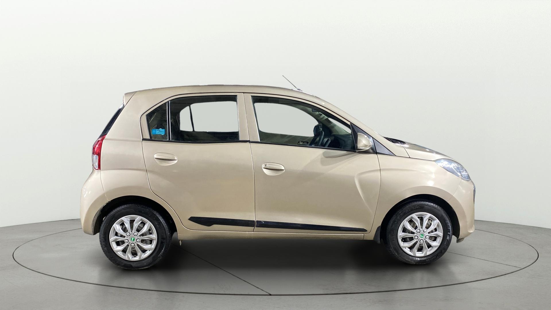 View 2019 Hyundai New Santro D-Lite Petrol Image 8 Used 2019 Hyundai New Santro D-Lite Petrol Image 8