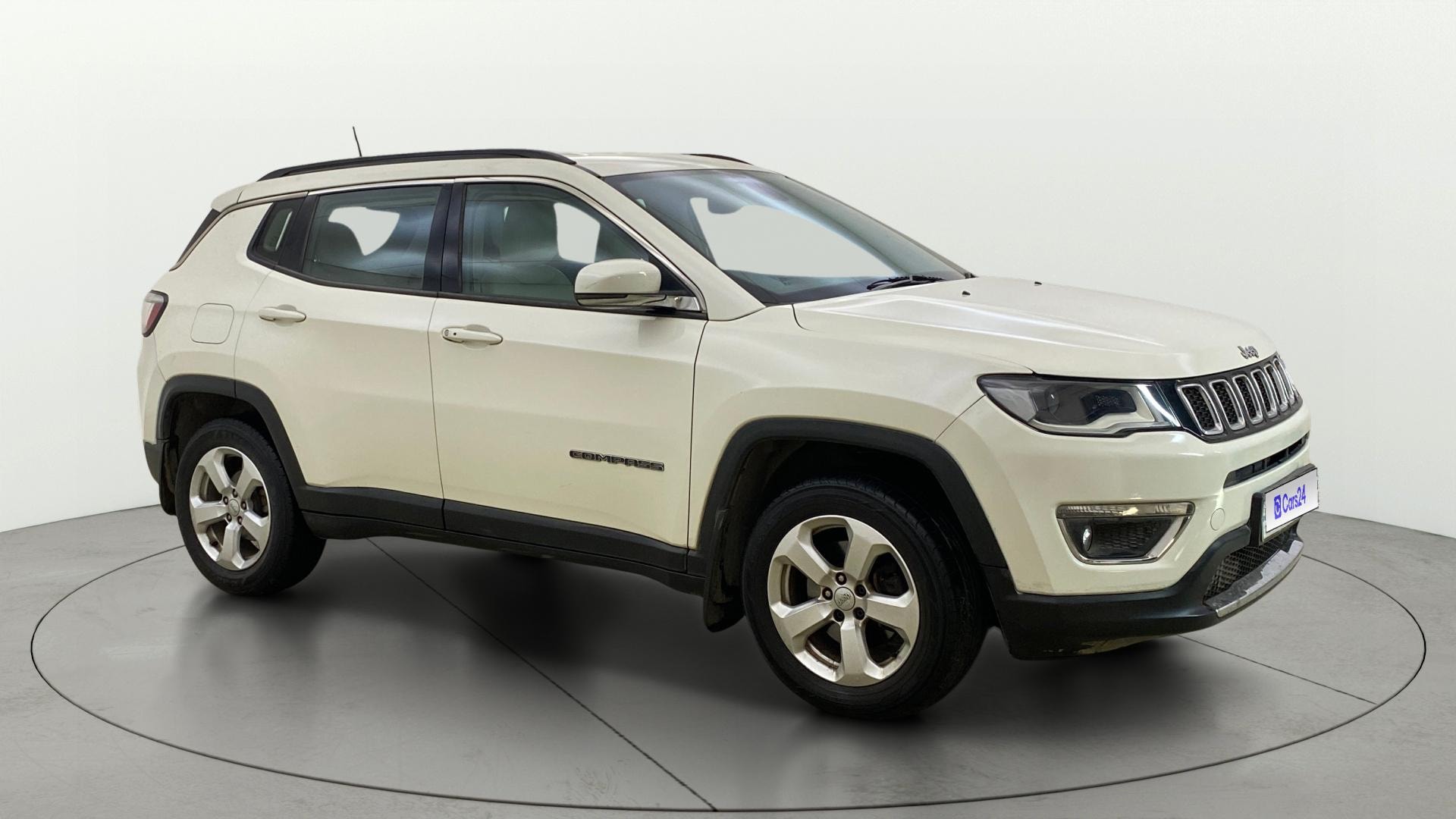 View 2019 Jeep Compass Limited 1.4 Multi AIR Petrol DDCT AT BS IV Image 21 Used 2019 Jeep Compass Limited 1.4 Multi AIR Petrol DDCT AT BS IV Image 21