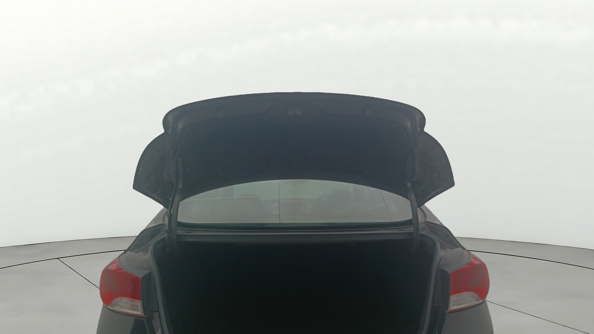 View 2014 Hyundai Elantra 1.6 CRDi S Image 17 Used 2014 Hyundai Elantra 1.6 CRDi S Image 17