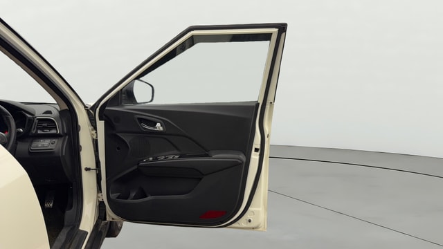 View Mahindra XUV300 Image 47 Used Mahindra XUV300 Image 47