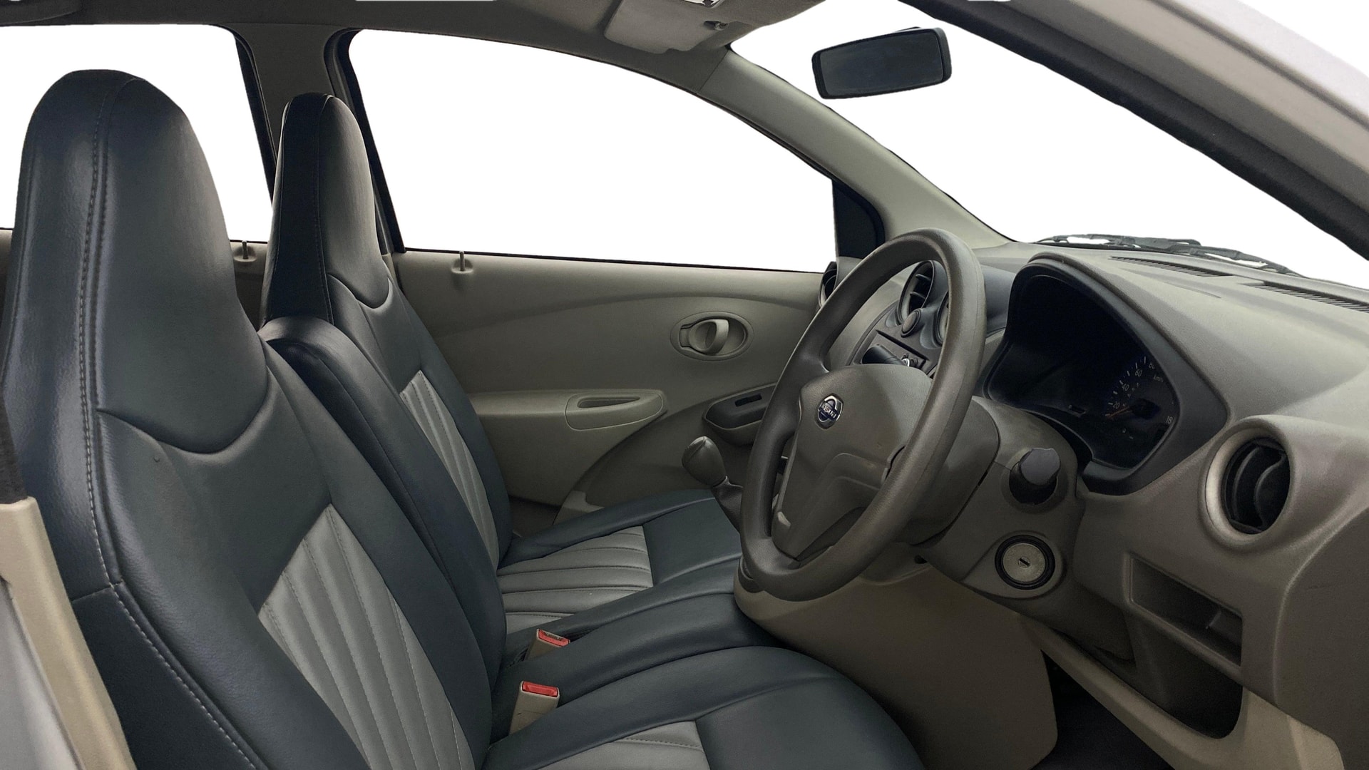 View 2014 Datsun Go T Image 16 Used 2014 Datsun Go T Image 16