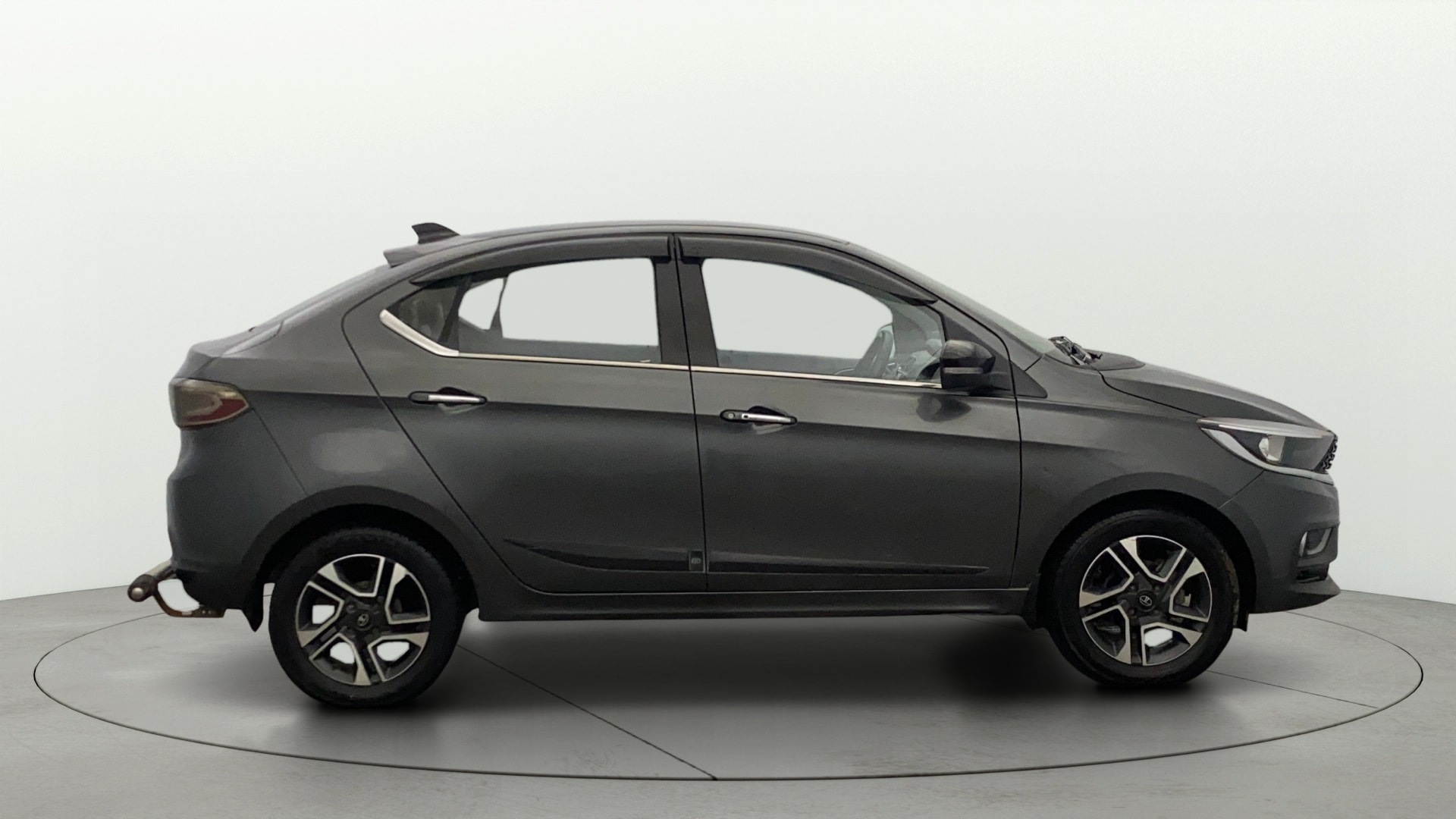View 2021 Tata Tigor XE Diesel Image 8 Used 2021 Tata Tigor XE Diesel Image 8