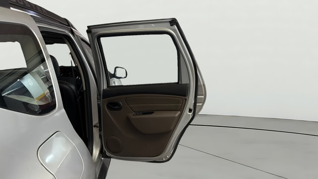 View Renault Duster Image 7 Used Renault Duster Image 7