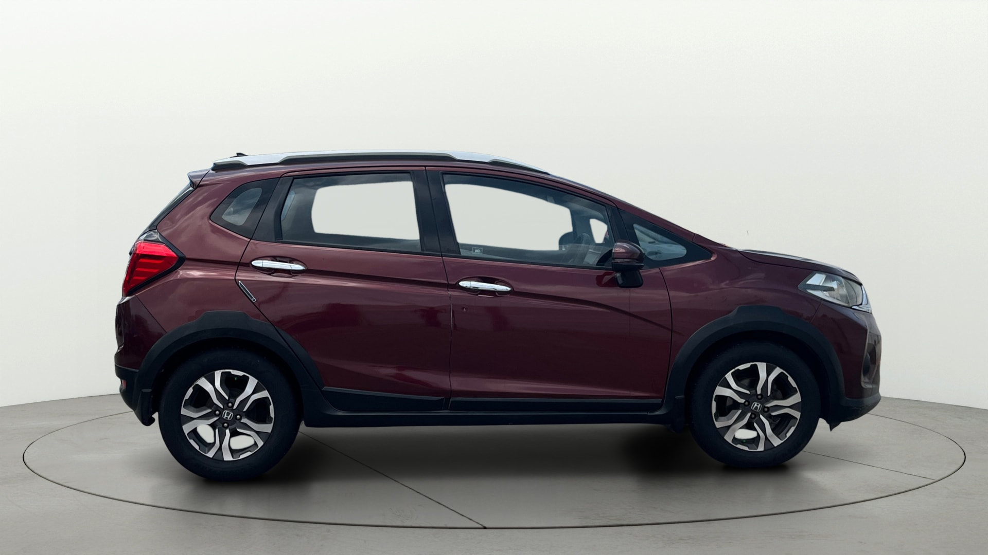 View 2017 Honda WR-V S MT Diesel Edge Edition Image 8 Used 2017 Honda WR-V S MT Diesel Edge Edition Image 8