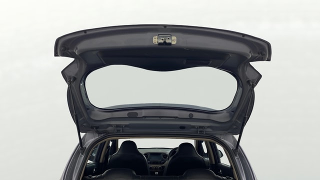 View Hyundai Grand i10 Image 16 Used Hyundai Grand i10 Image 16