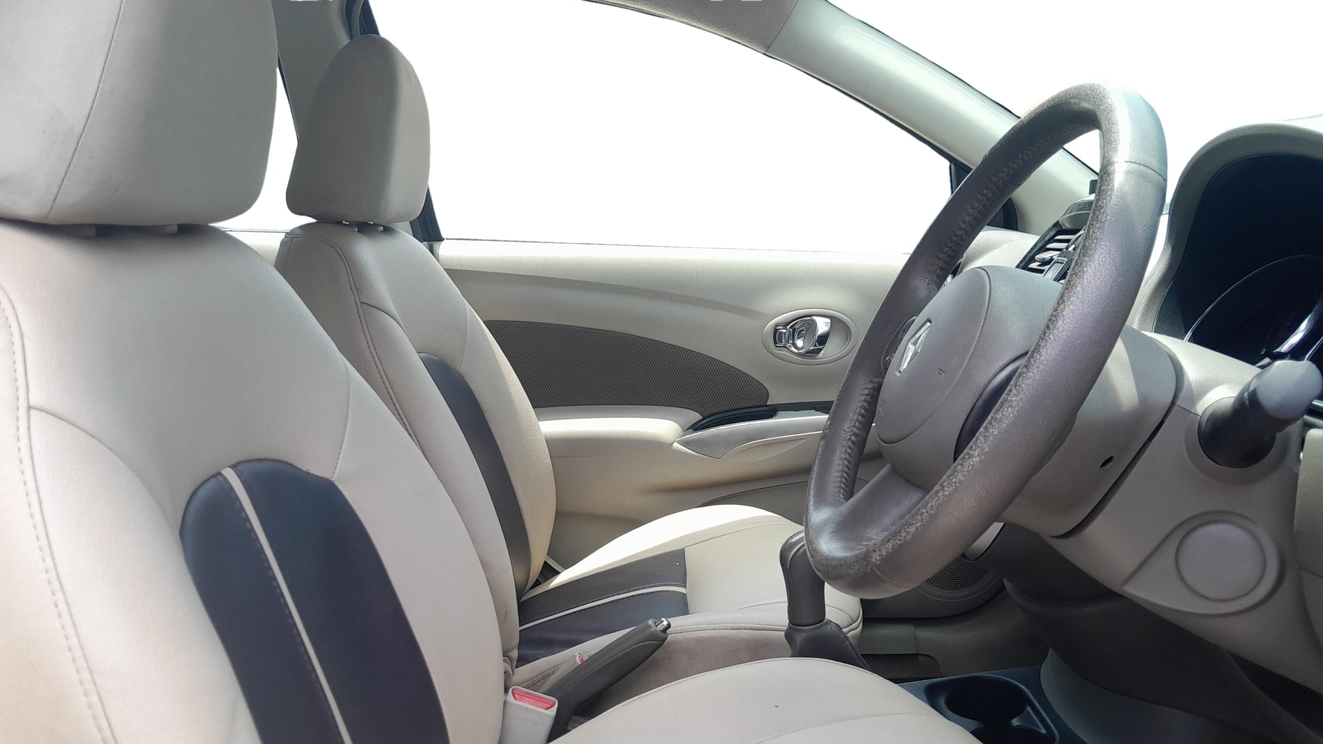 Used 2015 Renault Scala Used 2015 Renault Scala