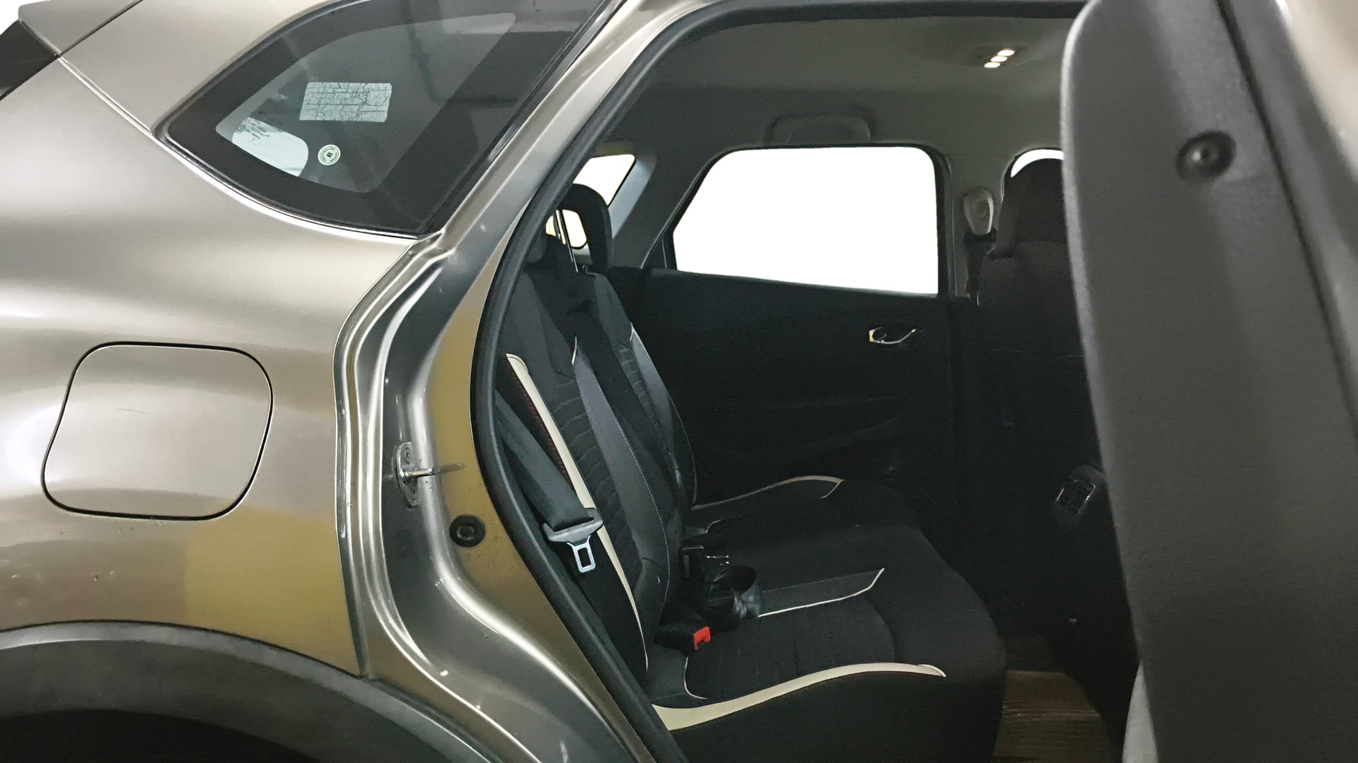 View 2018 Renault Captur RXT Mono Diesel Image 29 Used 2018 Renault Captur RXT Mono Diesel Image 29