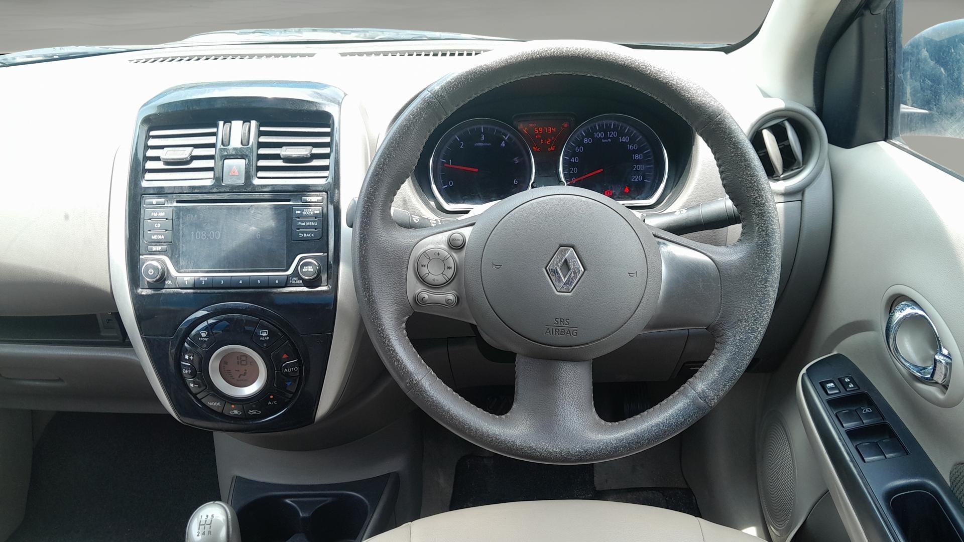 Used 2015 Renault Scala Used 2015 Renault Scala