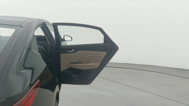 View Hyundai Verna Image 6 Used Hyundai Verna Image 6