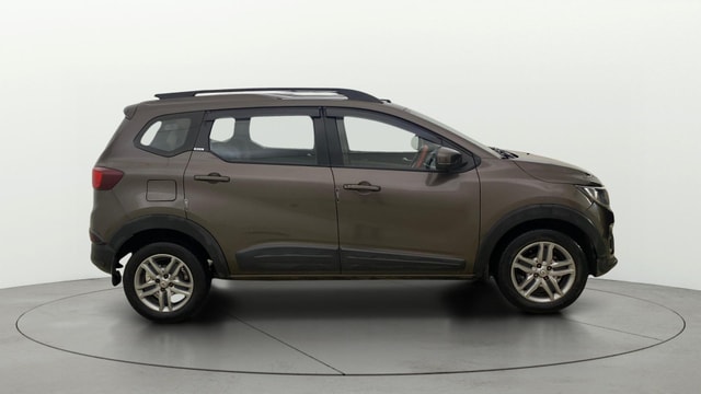 View Renault Triber Image 8 Used Renault Triber Image 8