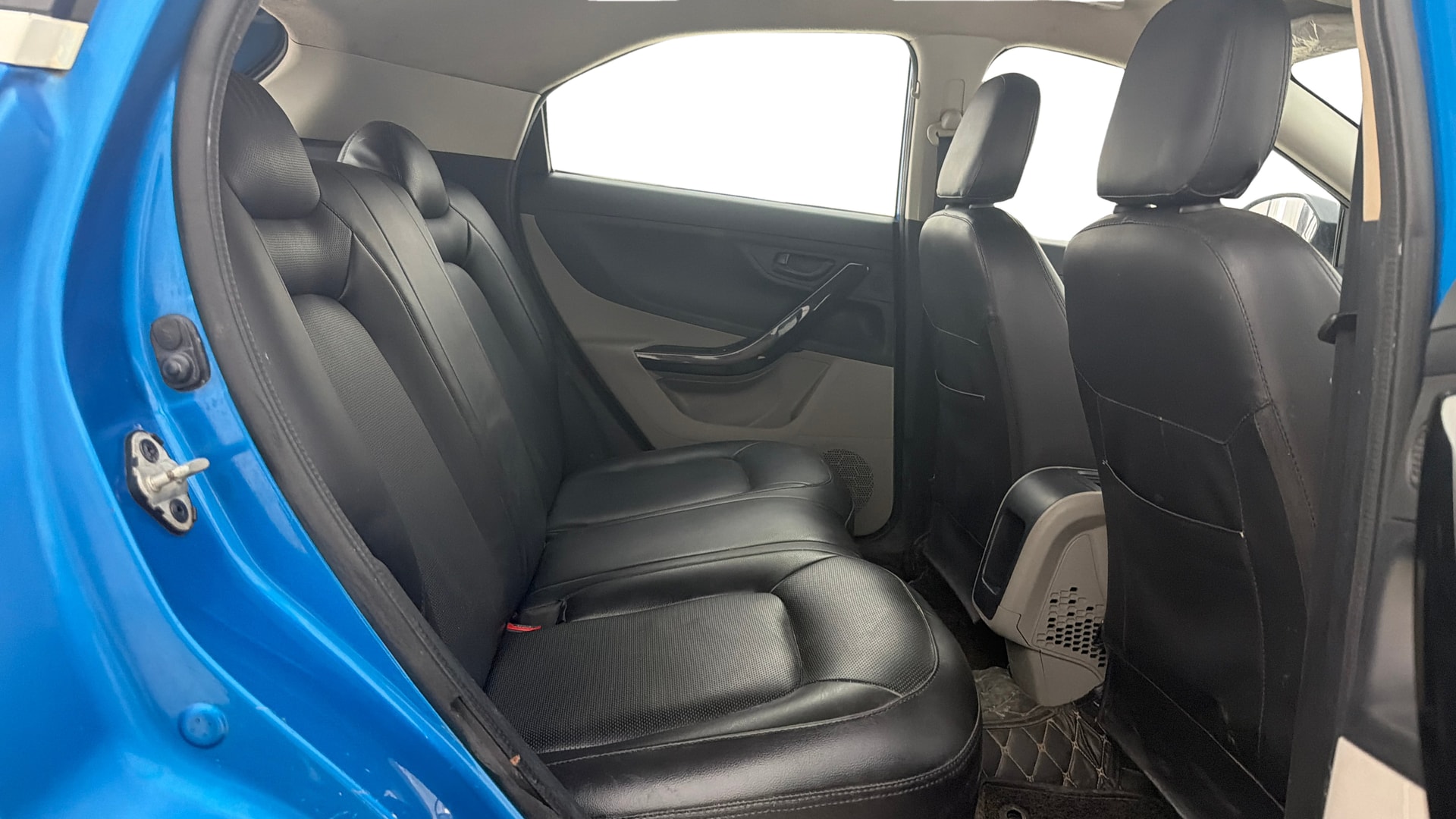 Used 2018 Tata Nexon Used 2018 Tata Nexon