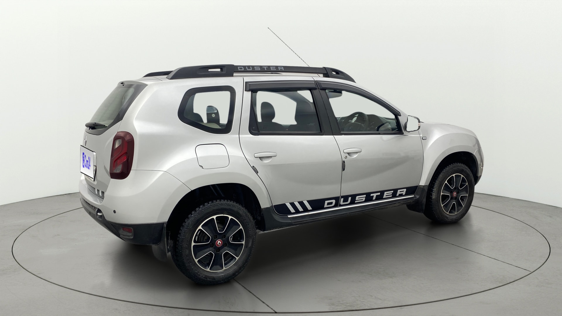 View 2017 Renault Duster Petrol RxS CVT Petrol Image 45 Used 2017 Renault Duster Petrol RxS CVT Petrol Image 45
