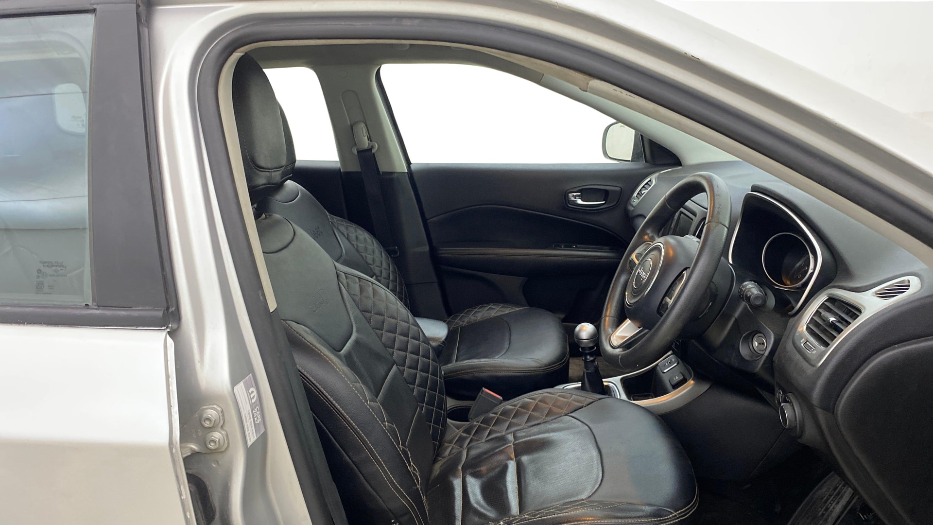 View 2020 Jeep Compass Sport Plus Diesel BS IV Image 26 Used 2020 Jeep Compass Sport Plus Diesel BS IV Image 26