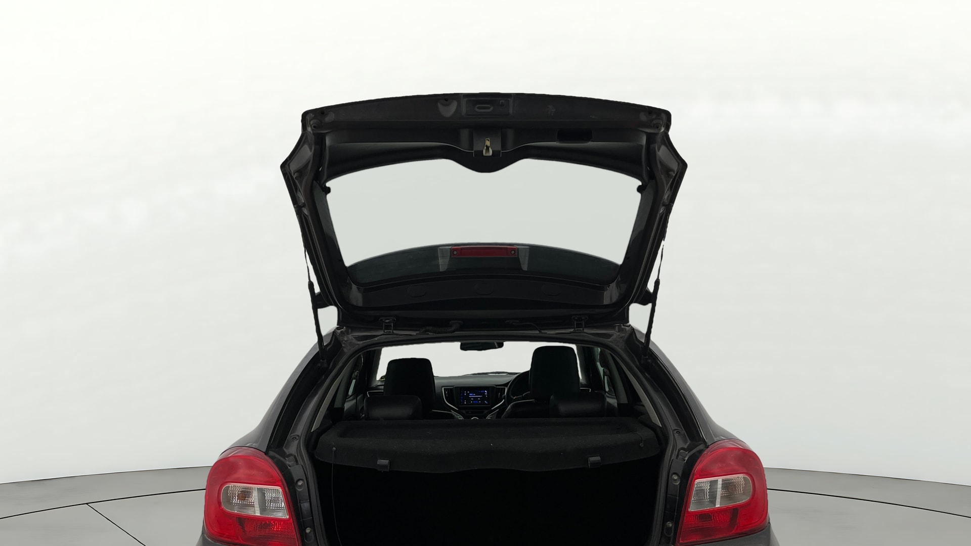 View 2017 Maruti Suzuki 1000 Base Variant Image 16 Used 2017 Maruti Suzuki 1000 Base Variant Image 16