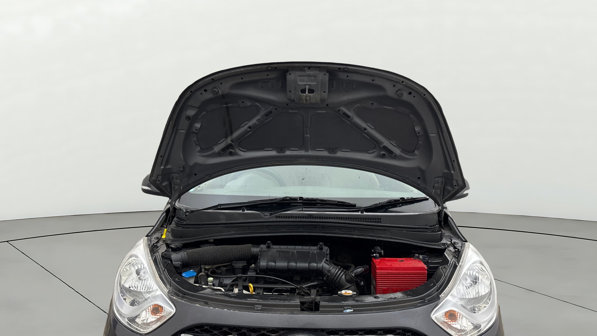 View 2013 Hyundai i10 1.2 Sportz MT Image 31 Used 2013 Hyundai i10 1.2 Sportz MT Image 31
