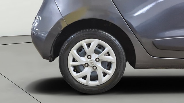 View Hyundai Grand i10 Image 24 Used Hyundai Grand i10 Image 24