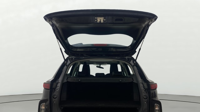 View Toyota Urban Cruiser Hyryder Image 16 Used Toyota Urban Cruiser Hyryder Image 16