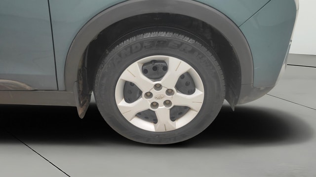 View Mahindra XUV300 Image 40 Used Mahindra XUV300 Image 40