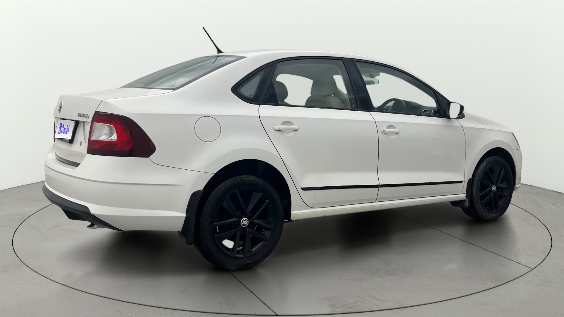 View 2018 Skoda Rapid 1.6 MPI Ambition Petrol BS IV Image 42 Used 2018 Skoda Rapid 1.6 MPI Ambition Petrol BS IV Image 42