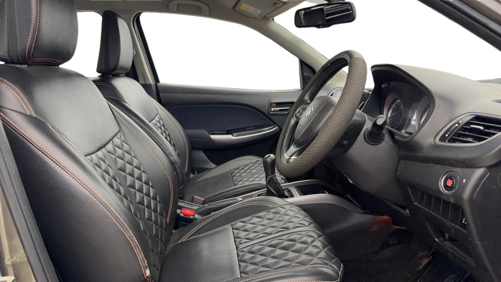 View 2019 Maruti Suzuki 1000 Base Variant Image 25 Used 2019 Maruti Suzuki 1000 Base Variant Image 25