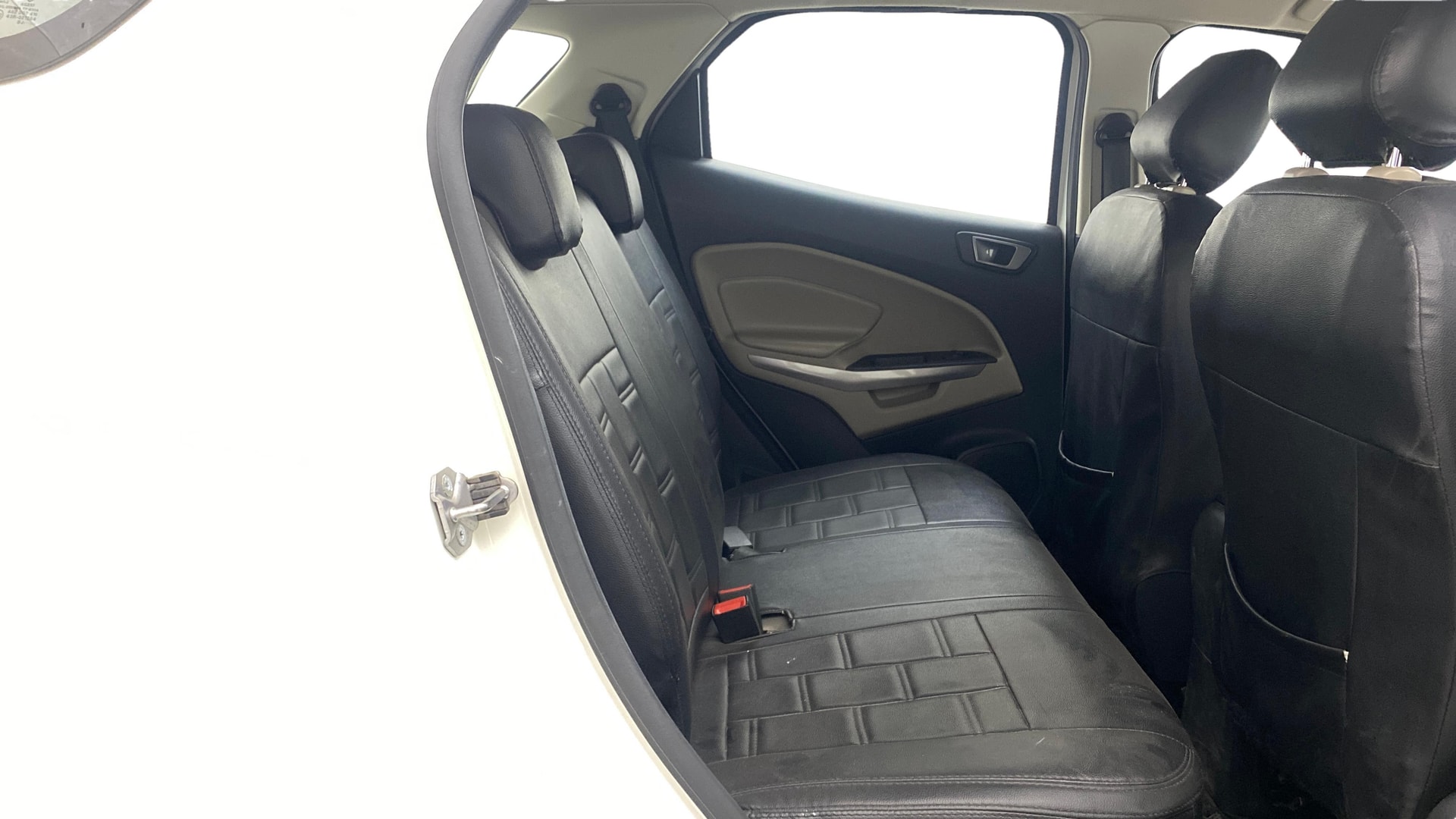 View 2019 Ford EcoSport 1.5 TDCi Diesel Ambiente BS IV Image 35 Used 2019 Ford EcoSport 1.5 TDCi Diesel Ambiente BS IV Image 35