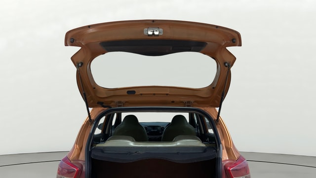 View Hyundai Grand i10 Image 16 Used Hyundai Grand i10 Image 16