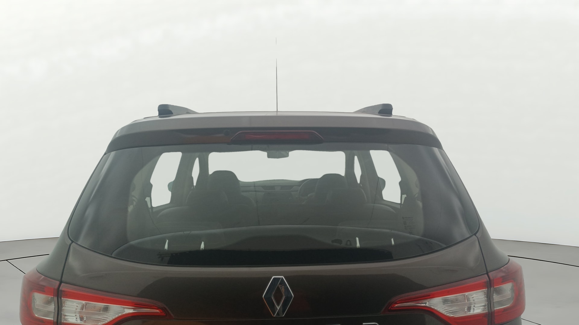 View 2021 Renault Triber RXT Image 3 Used 2021 Renault Triber RXT Image 3