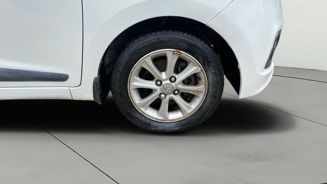 View Hyundai Grand i10 Image 42 Used Hyundai Grand i10 Image 42