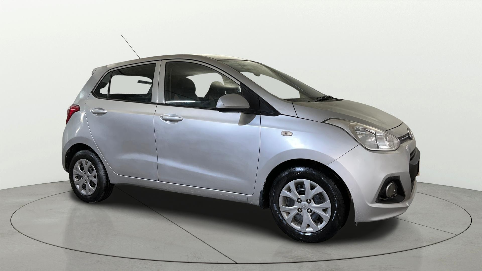 View 2015 Hyundai Grand i10 Magna 1.2 Kappa VTVT Image 21 Used 2015 Hyundai Grand i10 Magna 1.2 Kappa VTVT Image 21