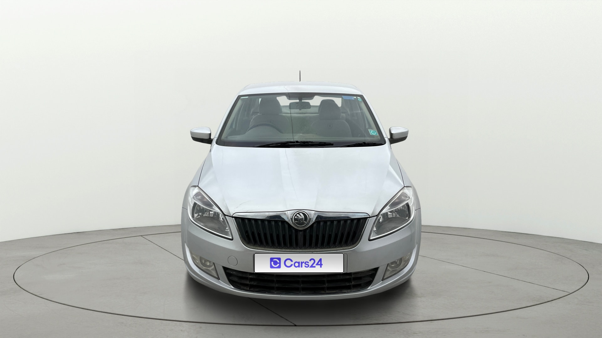 View 2014 Skoda Rapid 1.6 MPI Ambition Petrol BS IV Image 1 Used 2014 Skoda Rapid 1.6 MPI Ambition Petrol BS IV Image 1