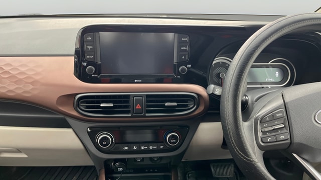 View Hyundai Aura Image 17 Used Hyundai Aura Image 17