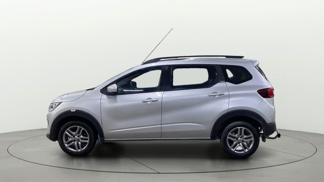 View Renault Triber Image 27 Used Renault Triber Image 27
