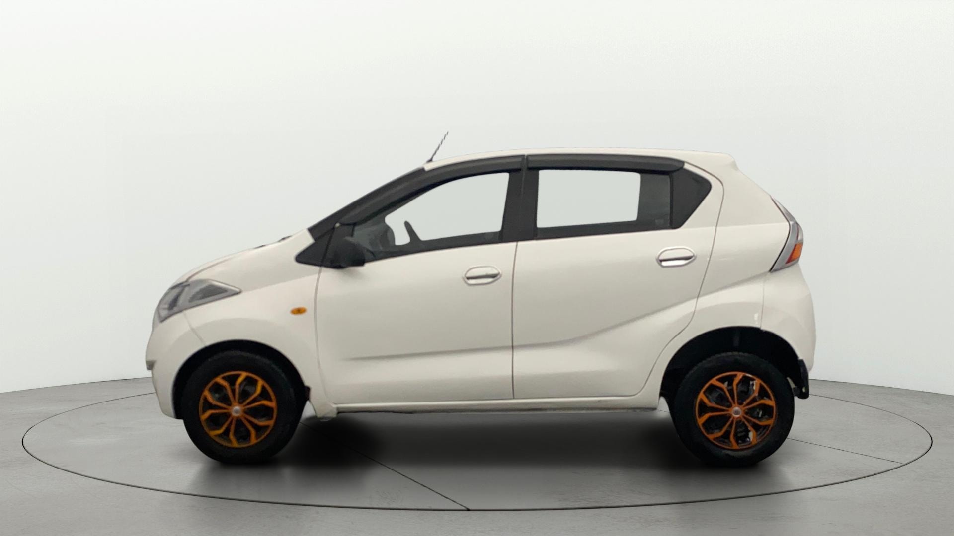 View 2020 Datsun Go T Image 5 Used 2020 Datsun Go T Image 5