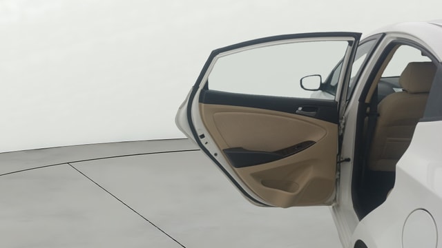 View Hyundai Verna Image 15 Used Hyundai Verna Image 15