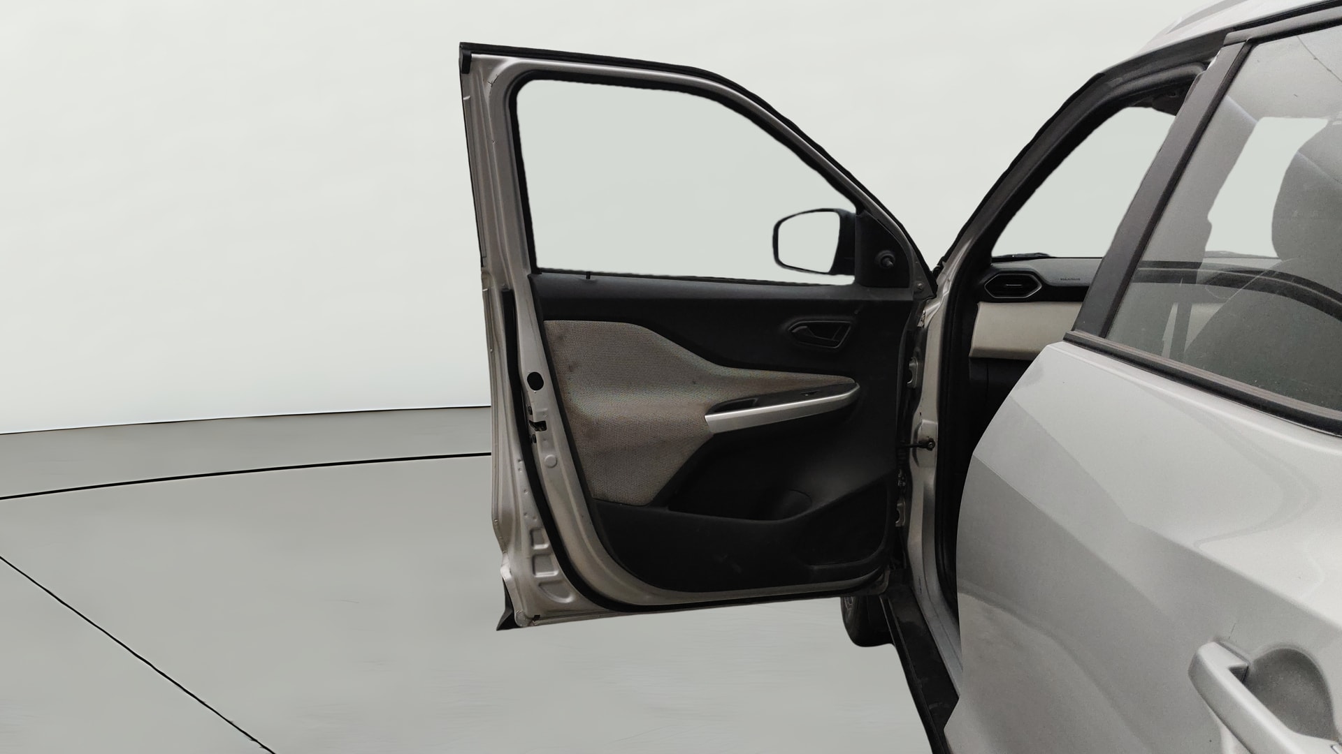 View 2021 Nissan Magnite XE Image 30 Used 2021 Nissan Magnite XE Image 30