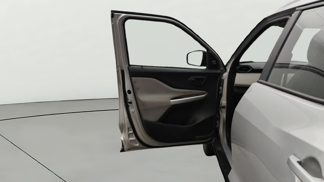 View Nissan Magnite Image 30 Used Nissan Magnite Image 30