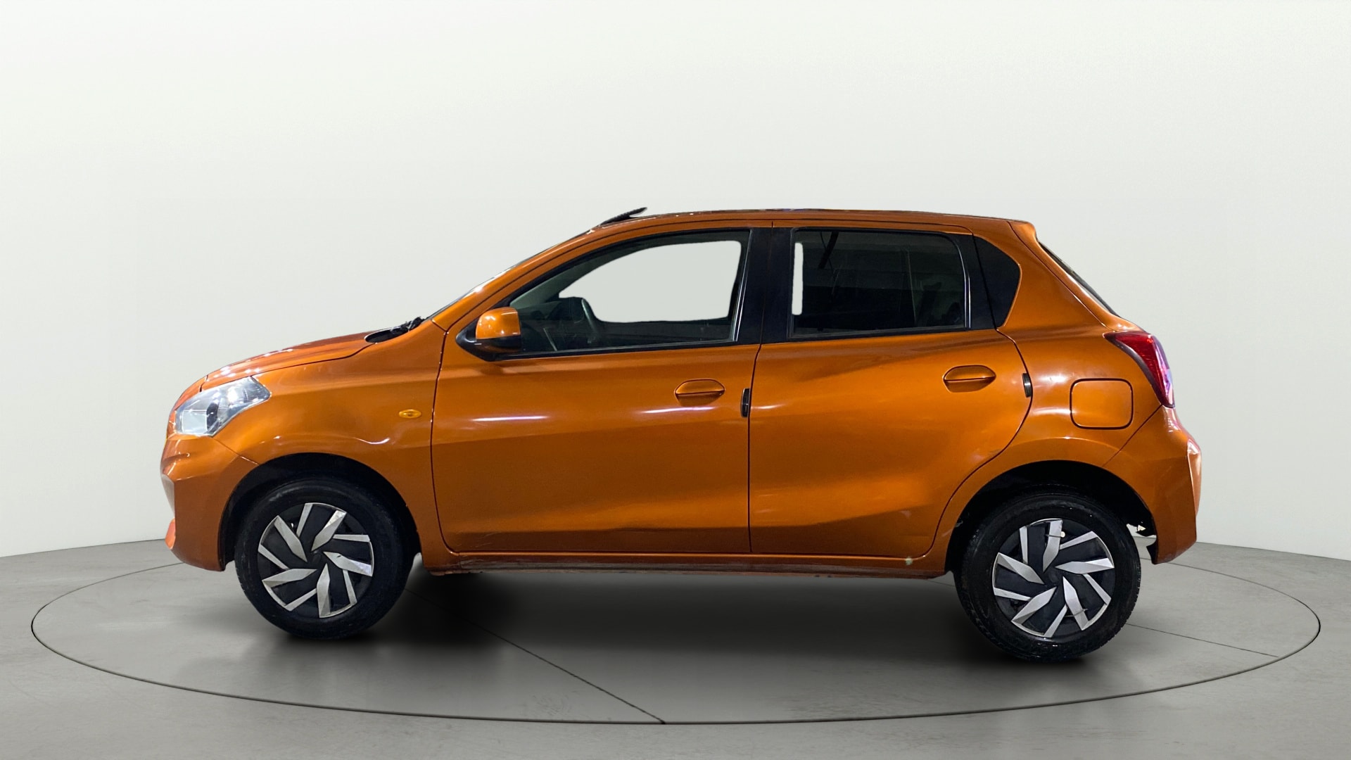 View 2019 Datsun Go T Image 5 Used 2019 Datsun Go T Image 5