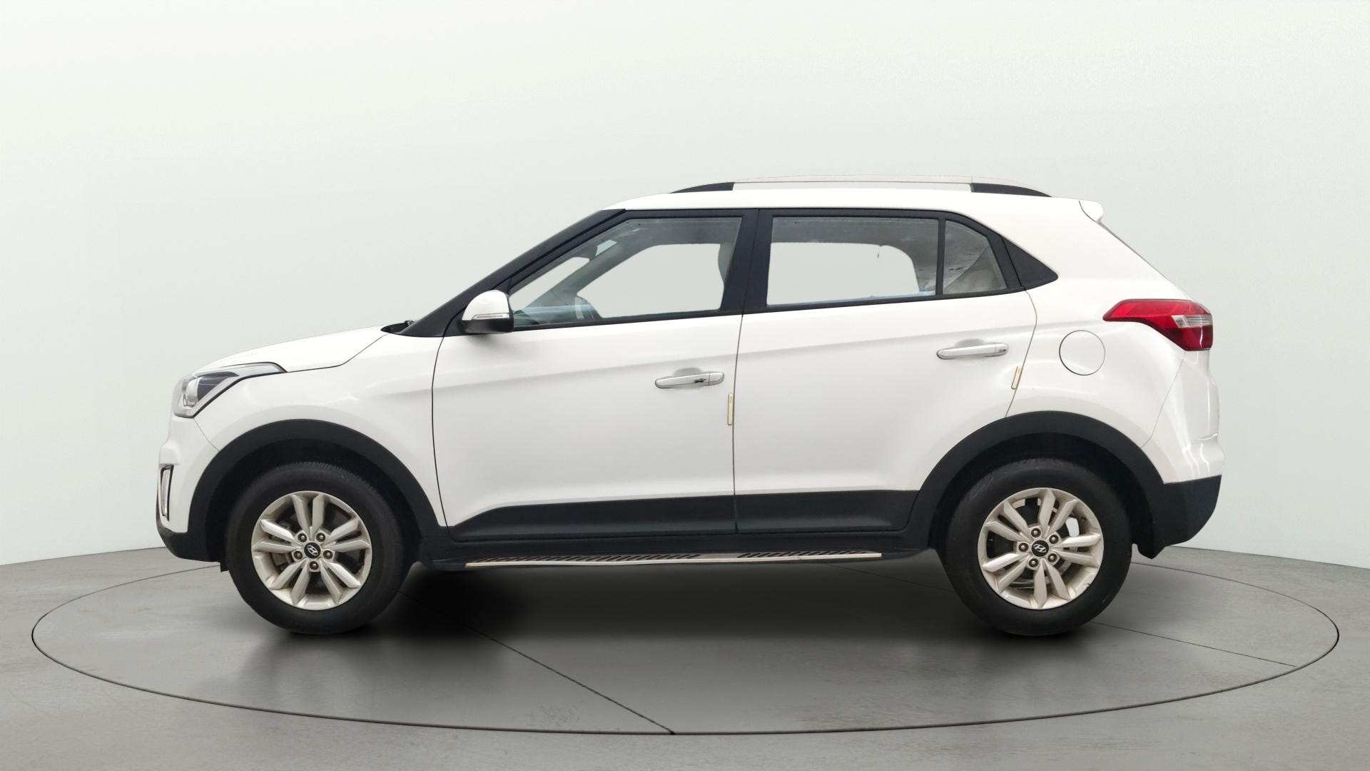 View 2017 Hyundai Creta 1.6 SX Plus Petrol Image 5 Used 2017 Hyundai Creta 1.6 SX Plus Petrol Image 5