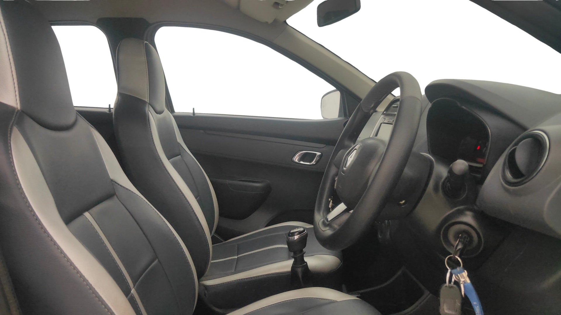 View 2020 Renault Kwid RXL 1.0 BS IV Image 26 Used 2020 Renault Kwid RXL 1.0 BS IV Image 26