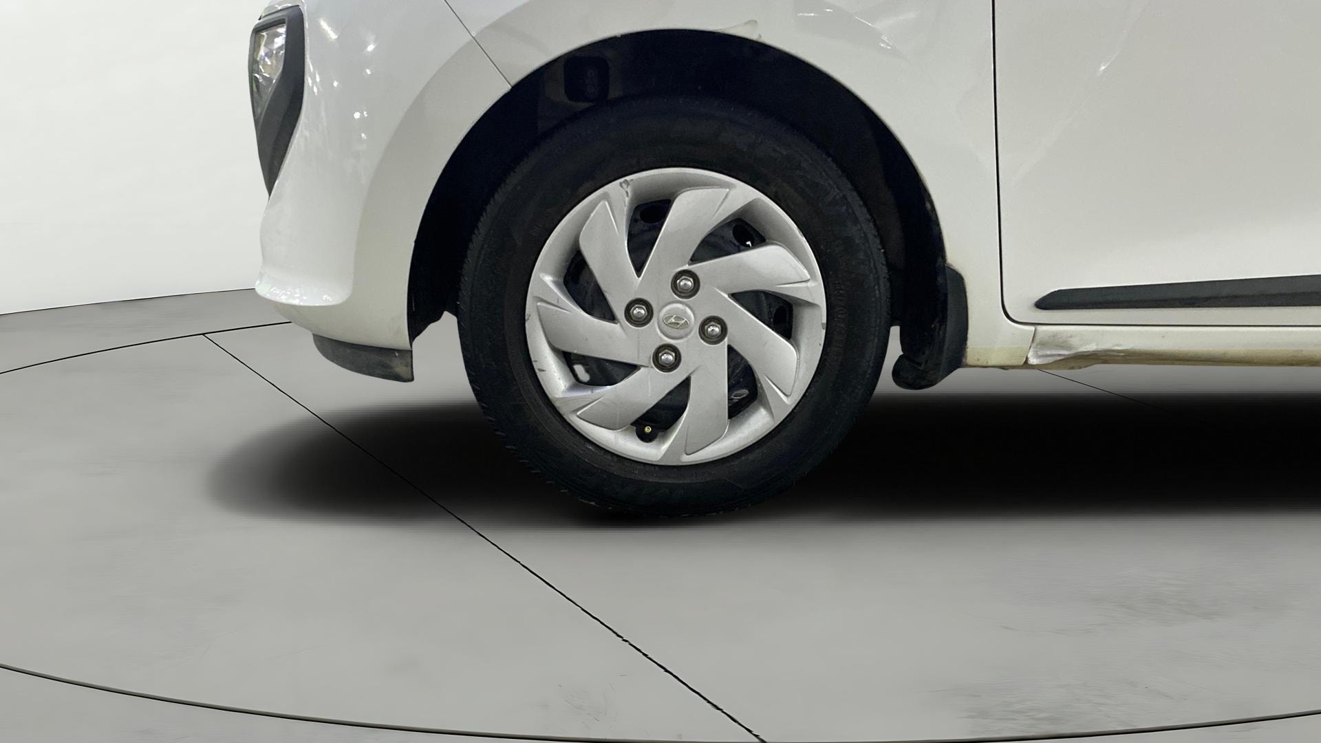 View 2019 Hyundai New Santro D-Lite Petrol Image 32 Used 2019 Hyundai New Santro D-Lite Petrol Image 32