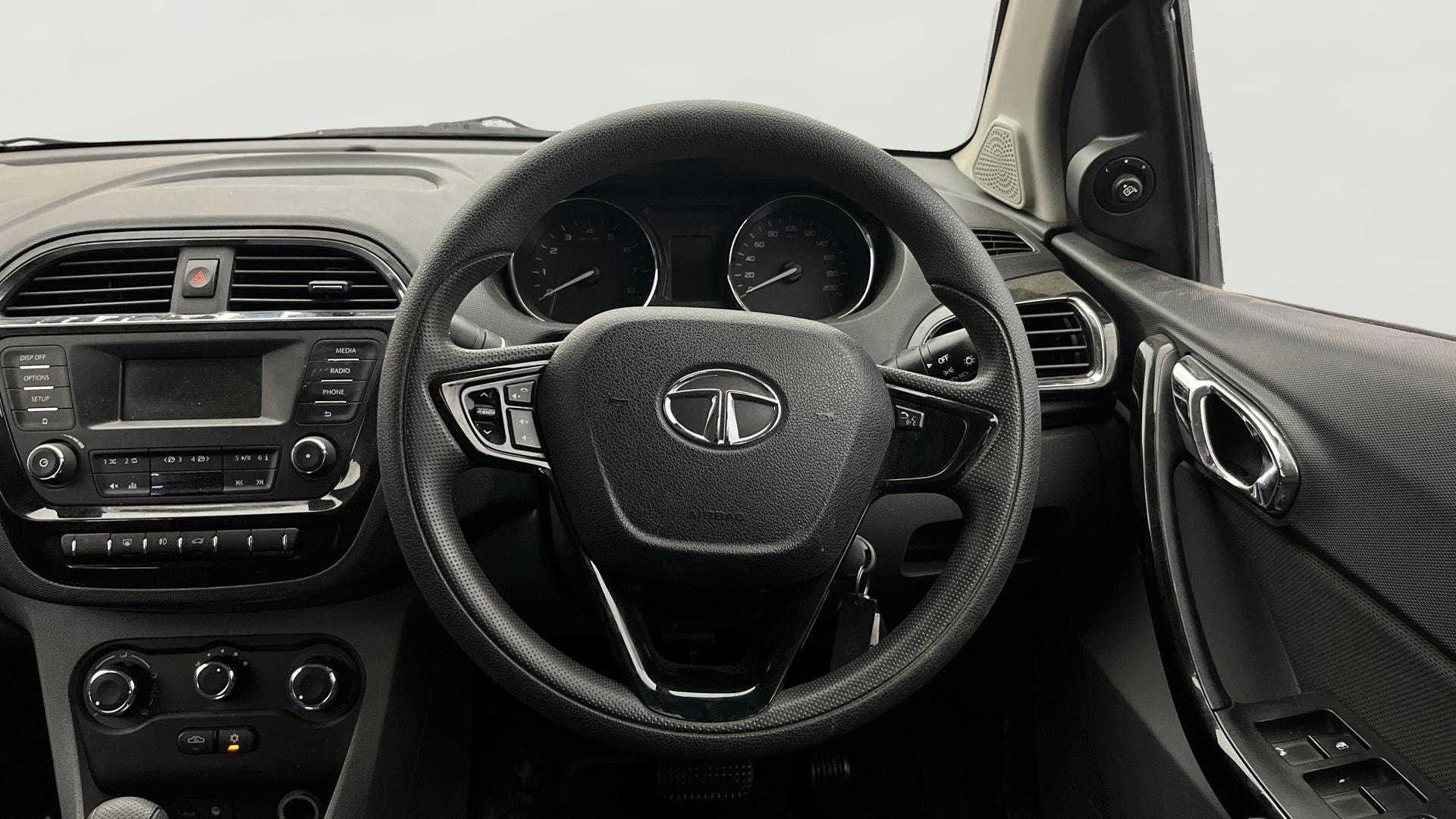 View 2019 Tata Tigor XE Diesel Image 12 Used 2019 Tata Tigor XE Diesel Image 12