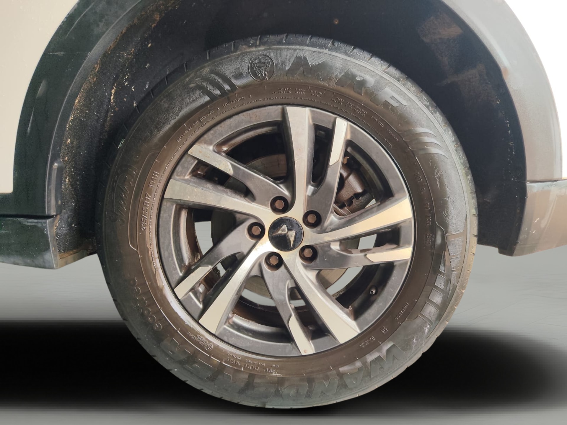 Used 2022 Mahindra XUV700 Used 2022 Mahindra XUV700