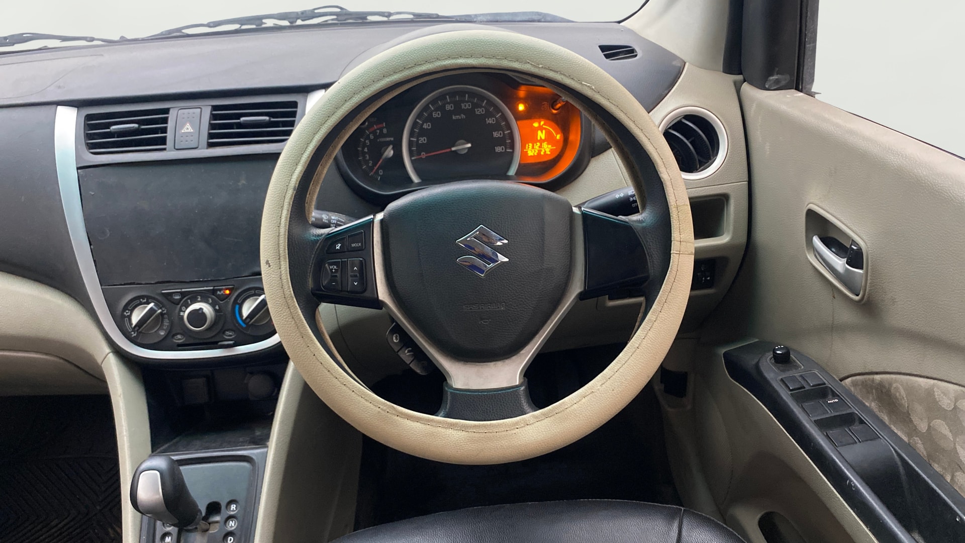View 2016 Maruti Suzuki 1000 Base Variant Image 20 Used 2016 Maruti Suzuki 1000 Base Variant Image 20