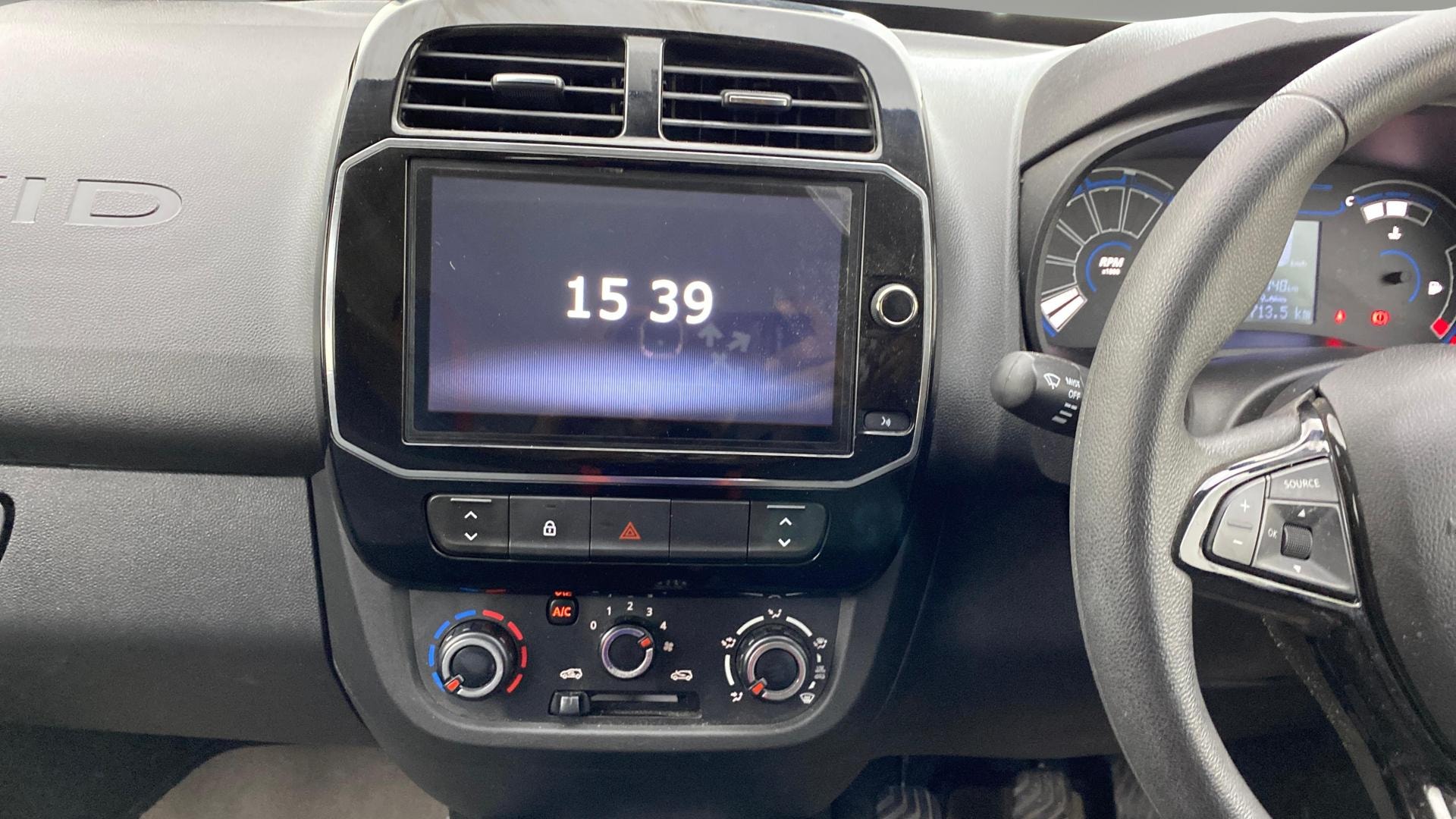 View 2023 Renault Kwid RXT 1.0 Image 17 Used 2023 Renault Kwid RXT 1.0 Image 17